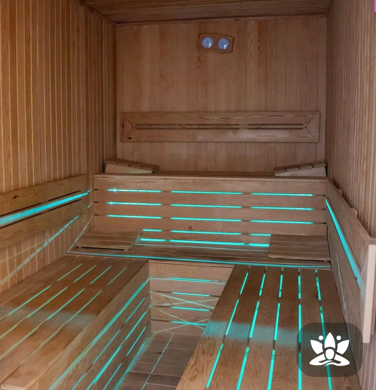 Sweet Masaj Salonu ahşap sauna alanı